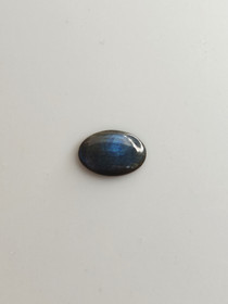 Labradoriitti 1,6 ct ovaali