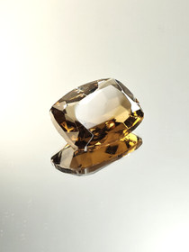 Savukvartsi 25,7 ct, cushion