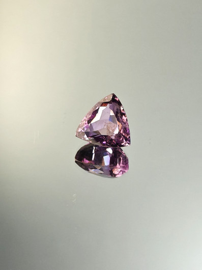 Ametisti 7,7 ct, kolmio