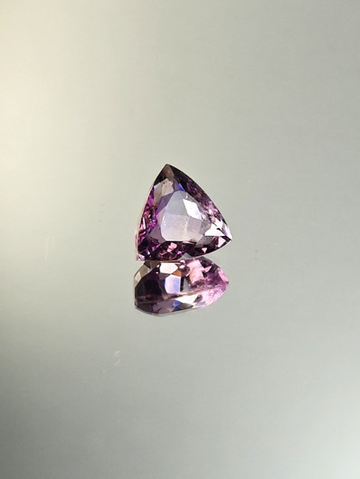 Ametisti 7,7 ct, kolmio