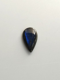 Labradoriitti 9,2 ct pisara
