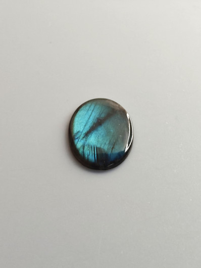 Labradoriitti 11,3 ct ovaali