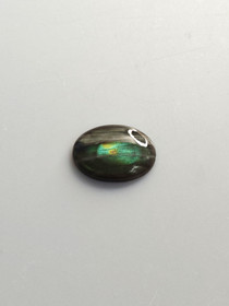 Labradoriitti 8,1 ct ovaali