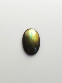 Labradoriitti 10,8 ct ovaali