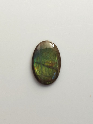 Labradoriitti 11,5 ct ovaali
