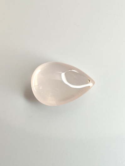 Ruusu Kvartsi 72,4 ct, pisara