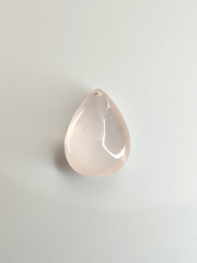 Ruusu Kvartsi 72,4 ct, pisara