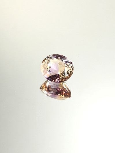Ametrine multicolour 6,8 ct, oval