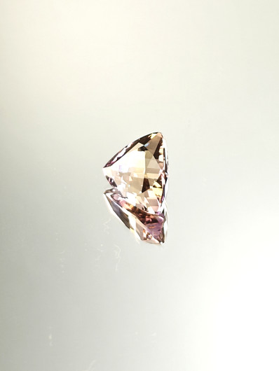 Ametriini monisävyinen 6,9 ct, kolmio