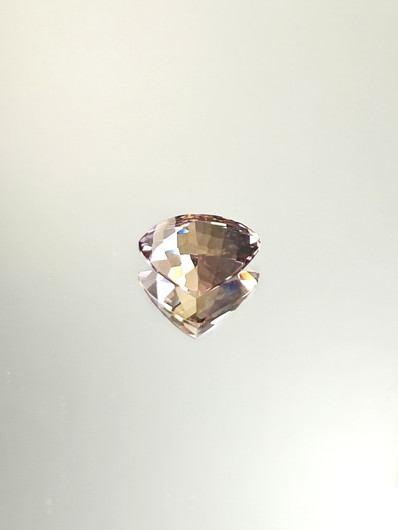 Ametriini monisävyinen 6,9 ct, kolmio