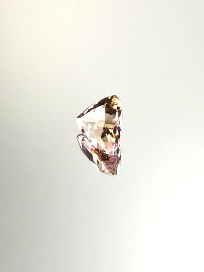 Ametriini monisävyinen 6,9 ct, kolmio