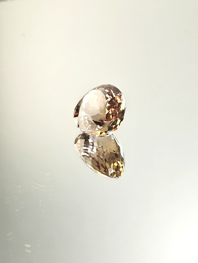 Ametriini monisävyinen 14,1 ct, ovaali