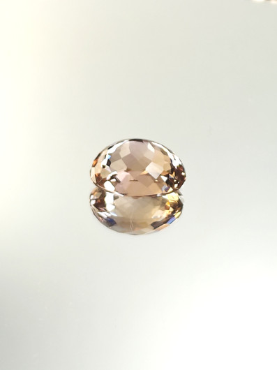 Ametriini monisävyinen 14,1 ct, ovaali