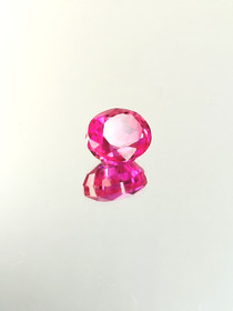 Rubiini (synt.) 6,3 ct ovaali