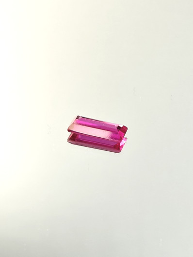 Rubiini (synt.) 2,3 ct suorakaide