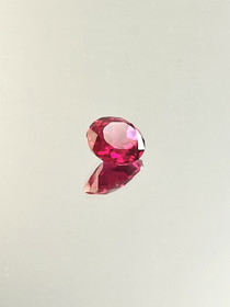 Rubiini (synt.) 2,9 ct ovaali