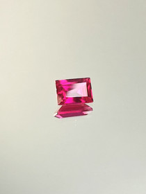 Rubiini (synt.) 1,3 ct suorakaide