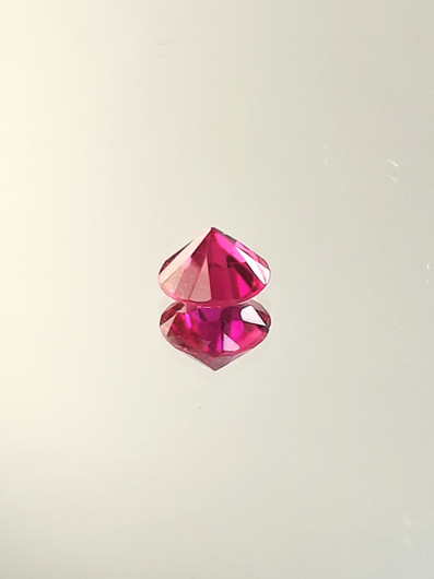 Rubiini (synt.) 1,3 ct pyöreä