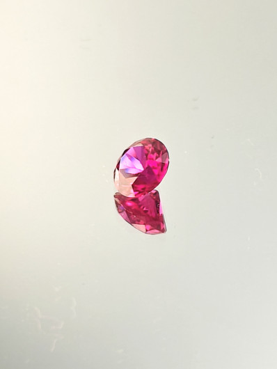 Rubiini (synt.) 1,1 ct pyöreä
