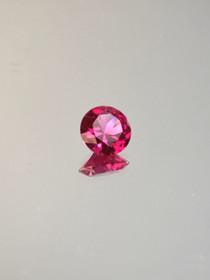 Rubiini (synt.) 0,9 ct pyöreä