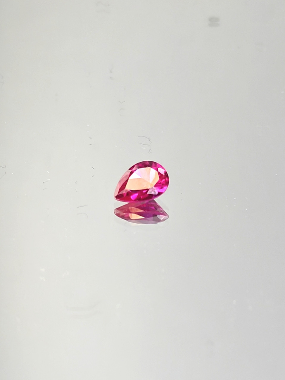 ❣️Ruby ❣️╰(*´︶`*)╯♡ Ruby (synt.) 0,7 ct pear – Jalokivitukku.com