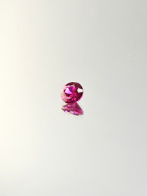 Rubiini (synt.) 0,5 ct pyöreä