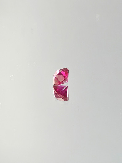Rubiini (synt.) 0,6 ct pyöreä