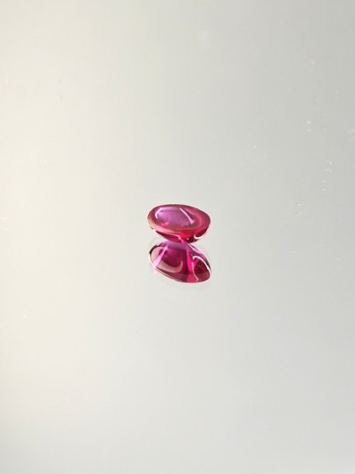 Rubiini (synt.) 0,8 ct ovaali