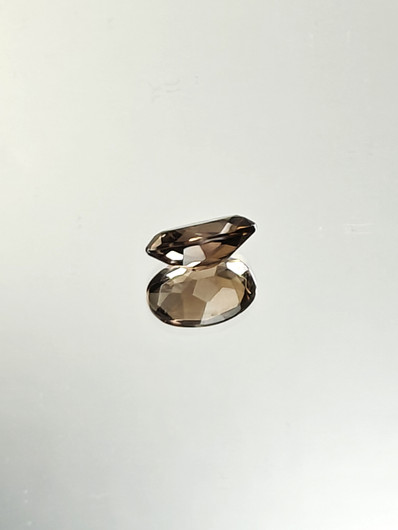 Savukvartsi 2,9 ct, ovaali
