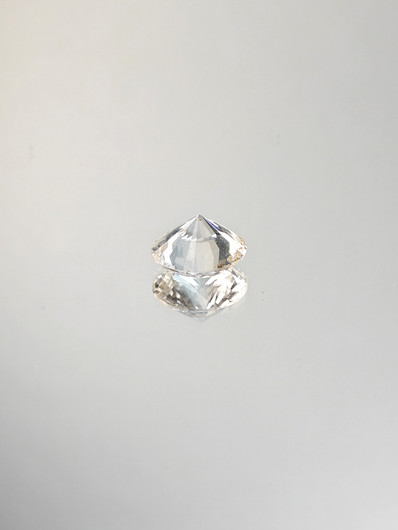 Kvartsi 4,2 ct, pyöreä