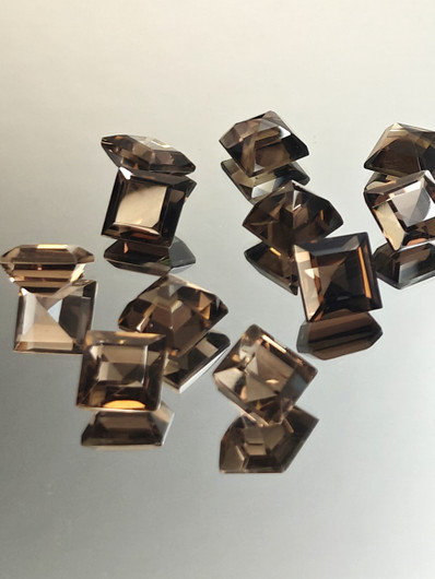 Savukvartsi erä (9 x 8-5 mm) neliö