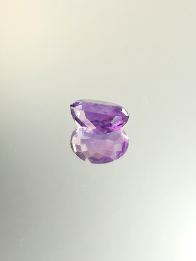 Ametisti 12,3 ct, ovaali