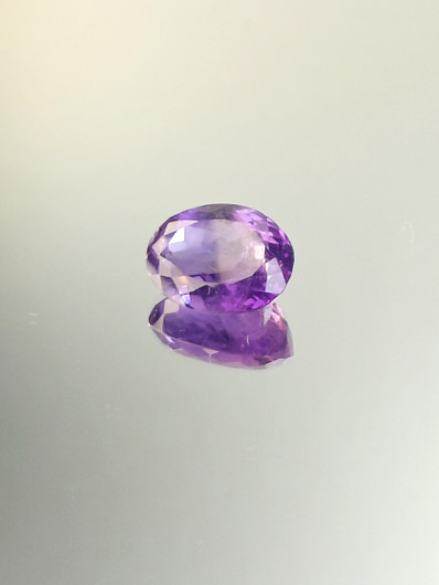 Ametisti 12,3 ct, ovaali