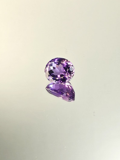 Ametisti 7,9 ct, ovaali