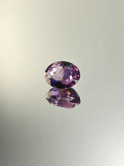 Ametisti 12,1 ct, ovaali