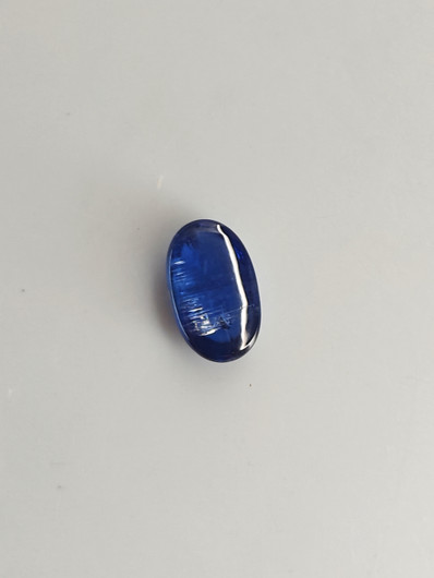 Kyaniitti 2.2 ct ovaali