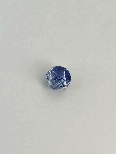 Kyaniitti 2.4 ct pyöreä