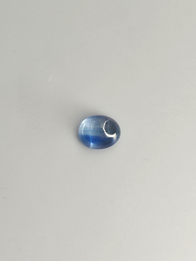 Kyaniitti 1.8 ct ovaali