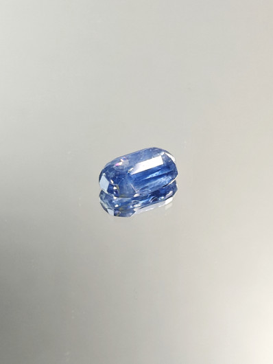 Kyaniitti 4.9 ct ovaali
