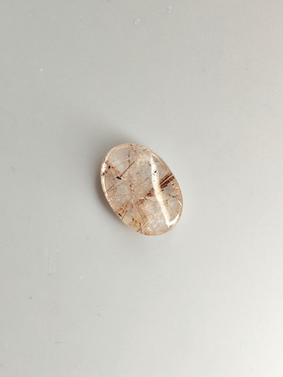 Rutiilikvartsi 10.3 ct, ovaali