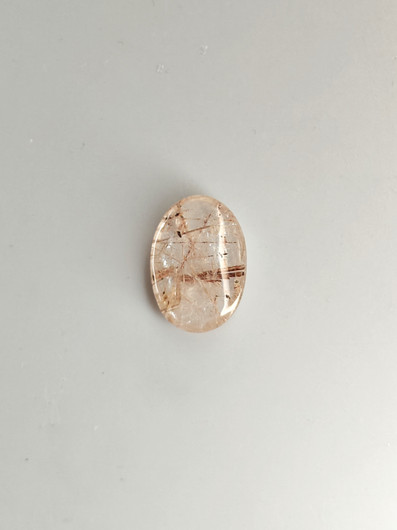 Rutiilikvartsi 10.3 ct, ovaali