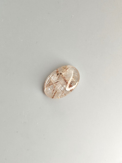 Rutiilikvartsi 10.3 ct, ovaali