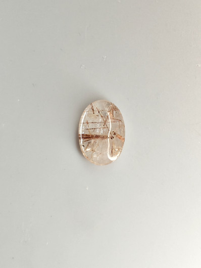 Rutiilikvartsi 10.3 ct, ovaali