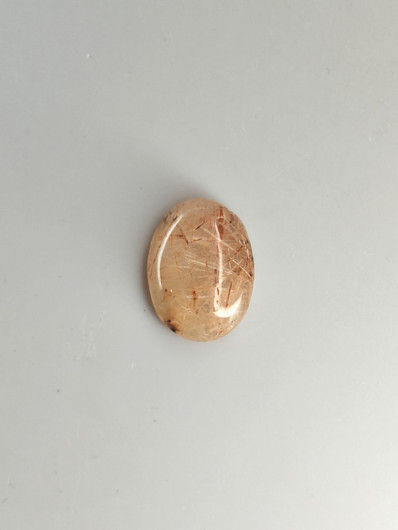 Rutiilikvartsi 13.4 ct, ovaali