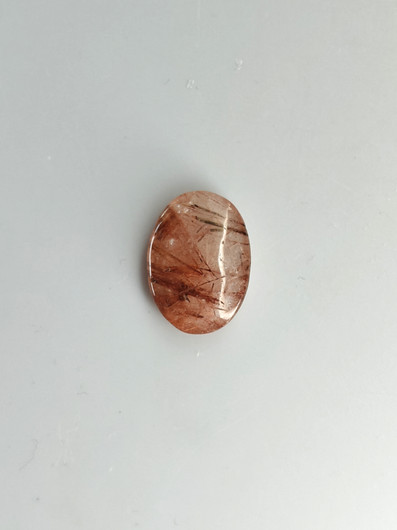 Rutiilikvartsi 10.8 ct, ovaali