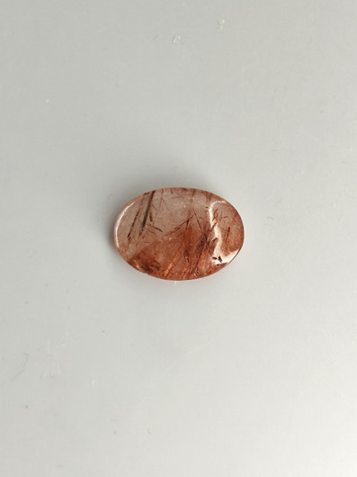 Rutiilikvartsi 10.8 ct, ovaali