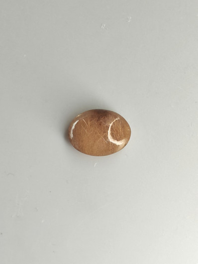 Rutiilikvartsi 8.2 ct, ovaali