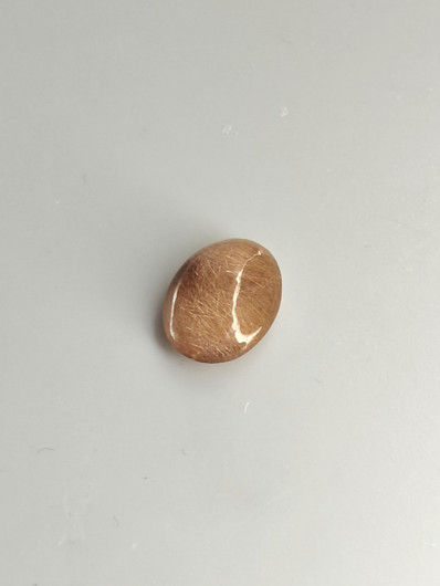 Rutiilikvartsi 8.2 ct, ovaali