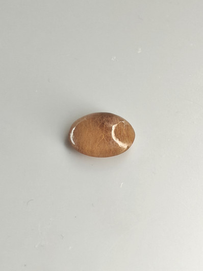 Rutiilikvartsi 8.2 ct, ovaali