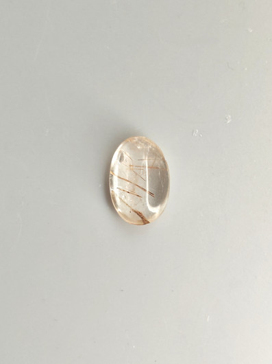 Rutiilikvartsi 9.5 ct, ovaali